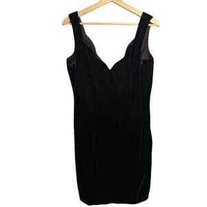 Vintage Steppin' Out Velvet Scalloped neckline Black Dress Size 13